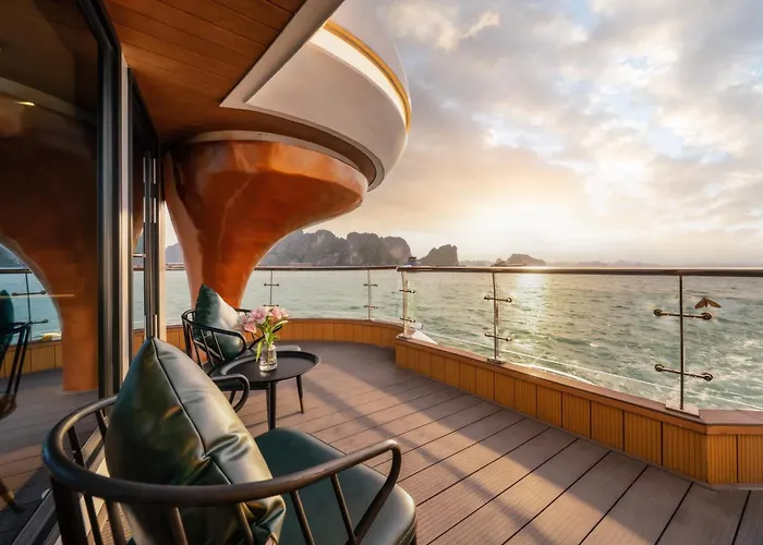  Luna Cruise Luxury Bay Ha Long