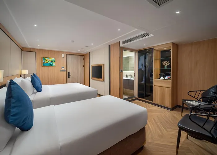 Luna Cruise Luxury Bay  5*