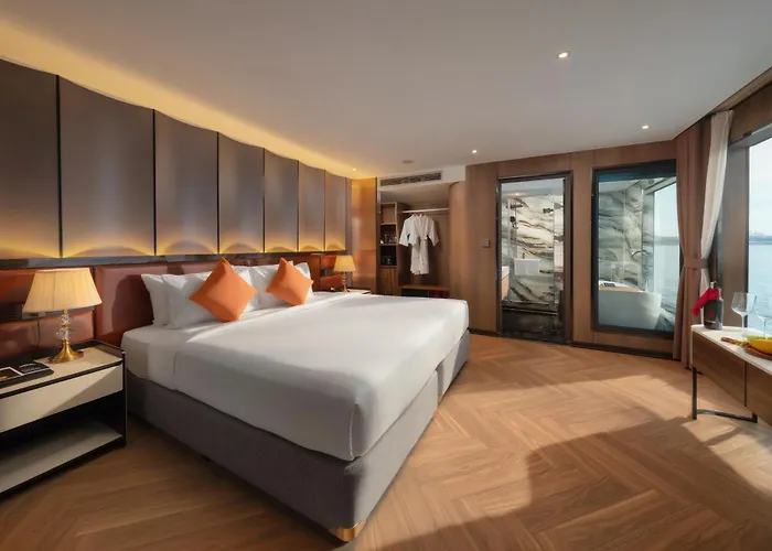 Luna Cruise Luxury Bay 5* Ha Long