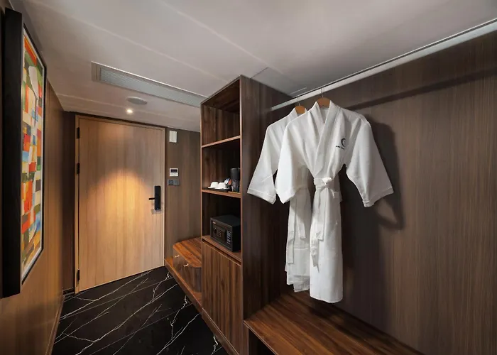 Luna Cruise Luxury Bay Ha Long