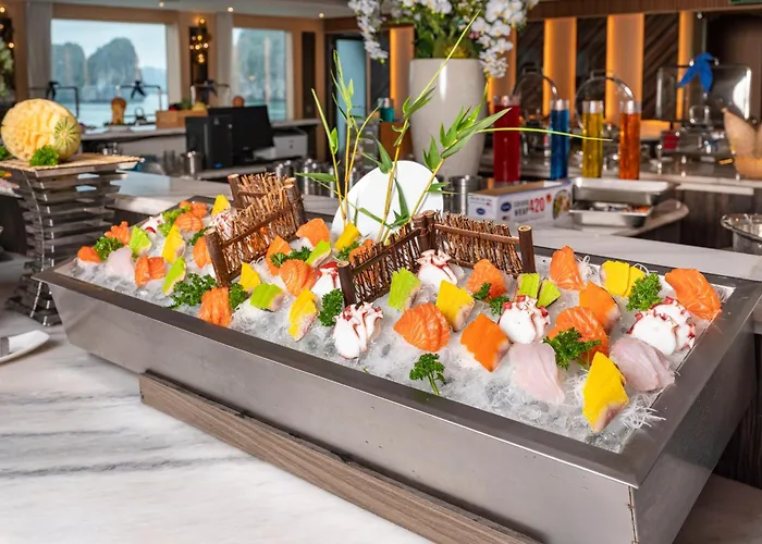Luna Cruise Luxury Bay 