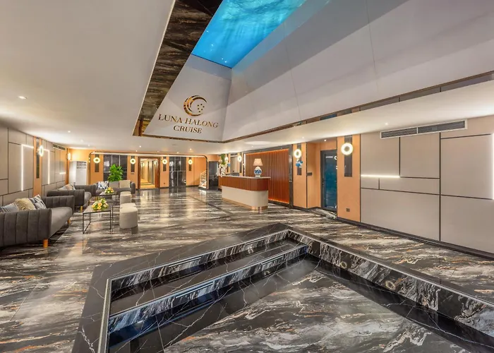 Luna Cruise Luxury Bay 