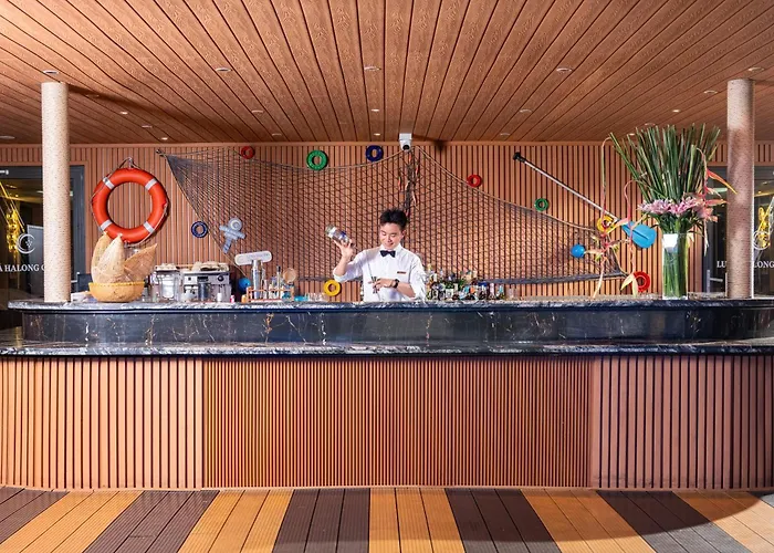 Luna Cruise Luxury Bay 5*
