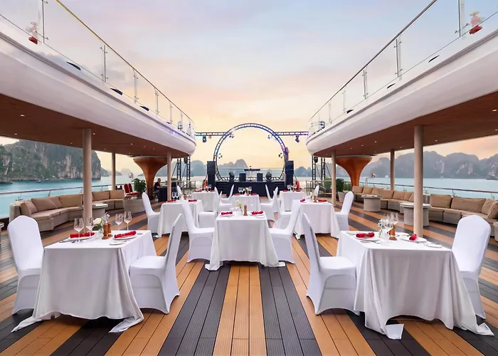Luna Cruise Luxury Bay 5*
